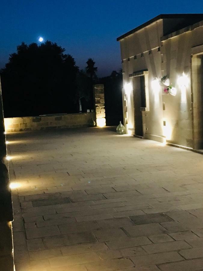 مبيت وإفطار ميليندونيو Le Tre Colonne المظهر الخارجي الصورة